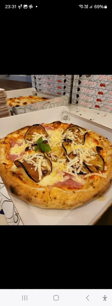 Pizzeria da asporto Baci Abbracci restaurant in Bubano