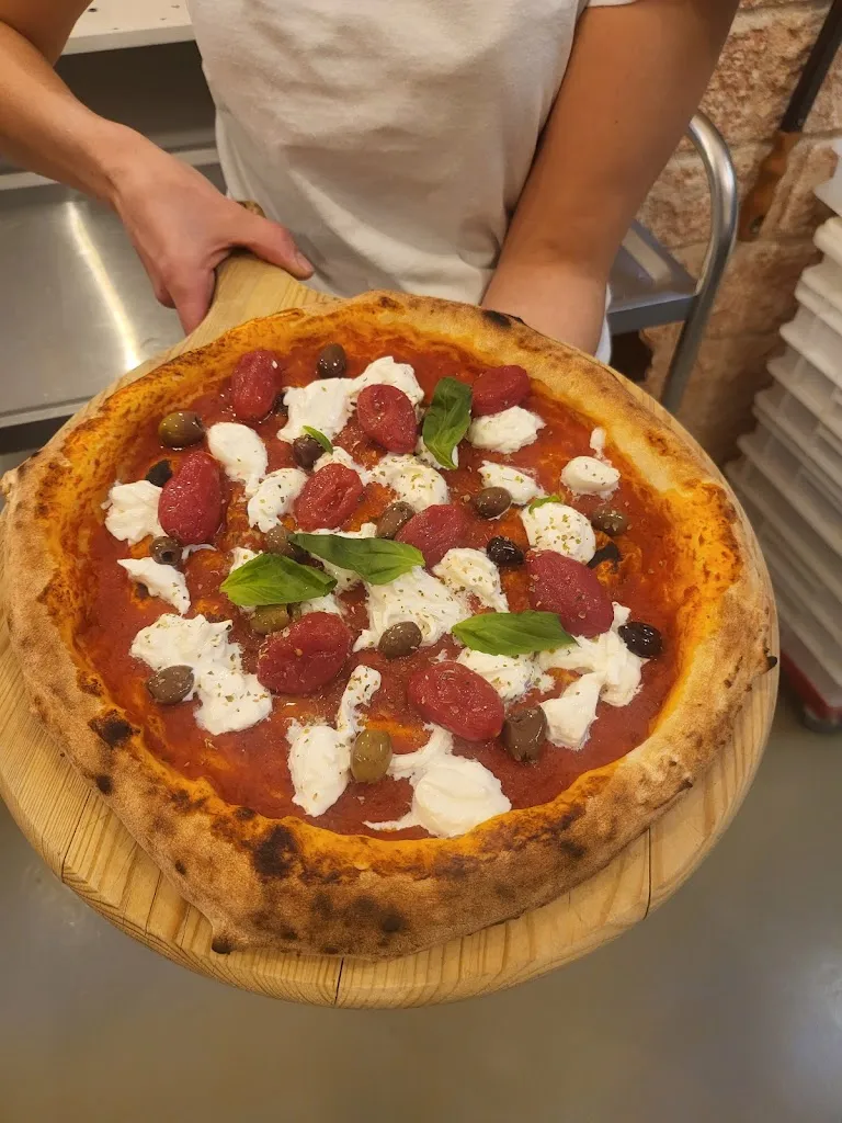 Pizzeria da asporto Baci Abbracci_Bubano_slider_image_2