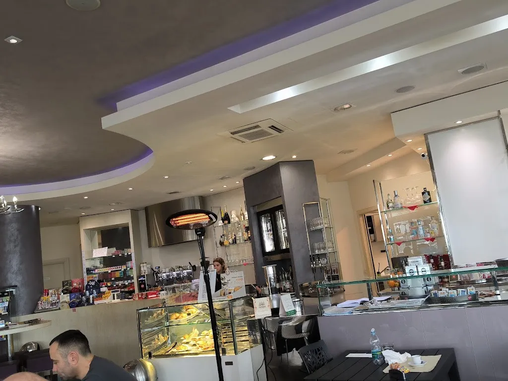 Tommy Cit_La Fenice Mordano Risto- bar_Bubano_recensione