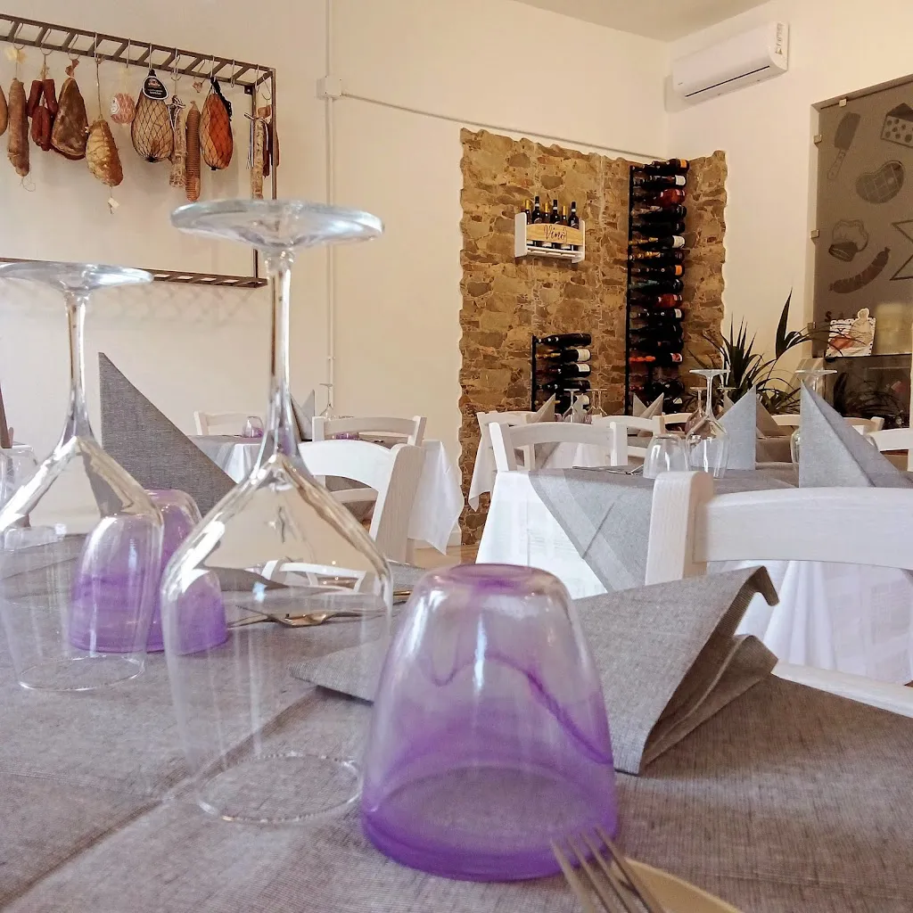 Al Tempo "Salumeria e Cucina" restaurant in Ca' di Sola