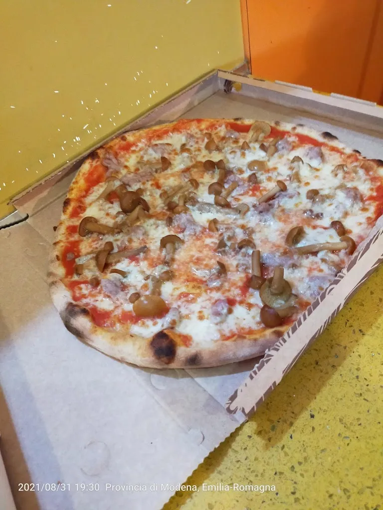 Menu_Cheeky Pizza Di Naldo Colella_Ca' di Sola_image_8