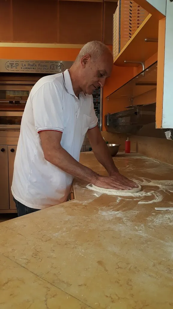 Andres Zanatta_Cheeky Pizza Di Naldo Colella_Ca' di Sola_review