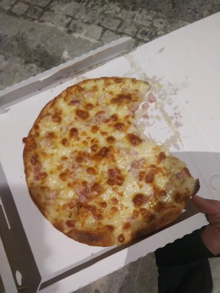 Paul Rawlingson_Pizzeria La Fonte_Pacentro_recensione