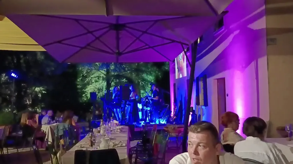 Lambruscheria Ca' Berti_Ca' di Sola_slider_image_2