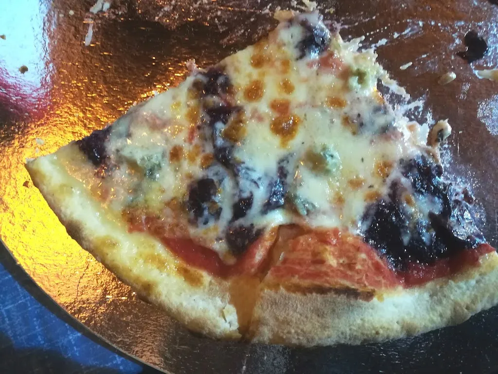 Lorenzo G_Mondo Pizza di Lo Monaco Sebastiano...._Busseto_review