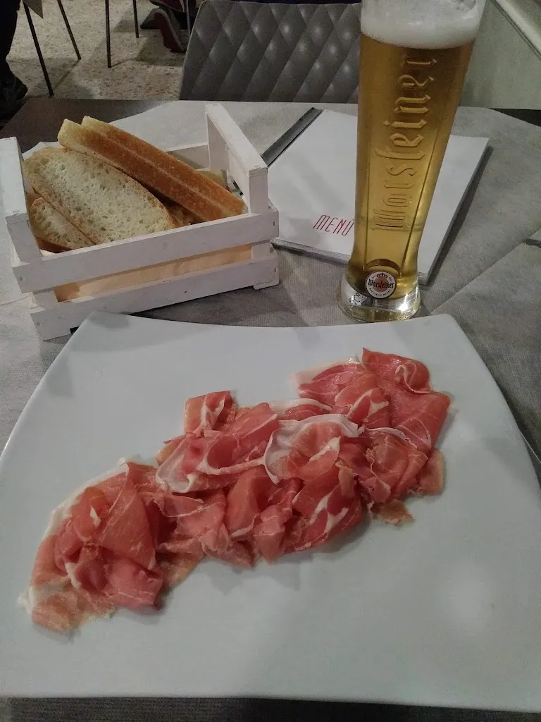 Menu_LOVE pizza&bistrot_Cadè-Gaida_immagine_6