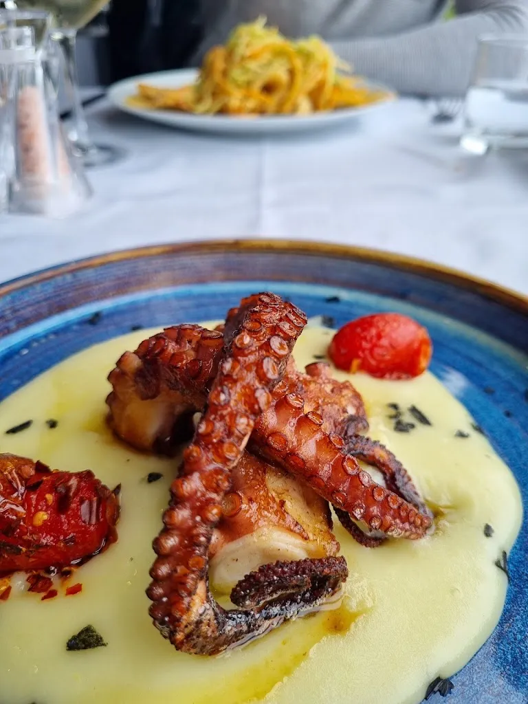 Menu_Polis Seafood Restaurant and Pizzeria_Cadè-Gaida_image_9