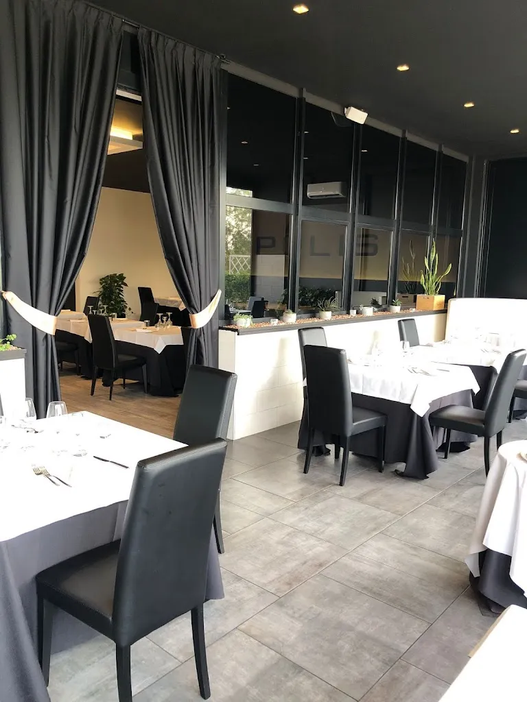 Polis Seafood Restaurant and Pizzeria restaurant in Cadè-Gaida