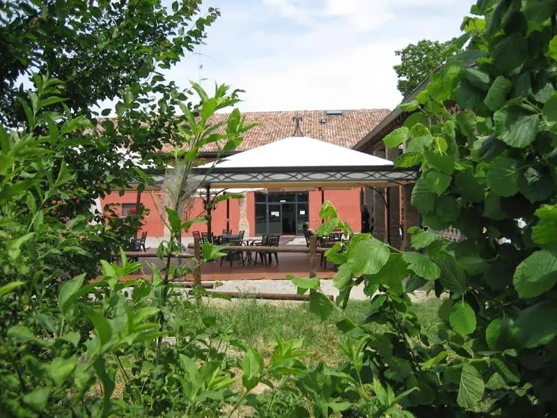 Farm Court of Landi_Cadè-Gaida_slider_image_1