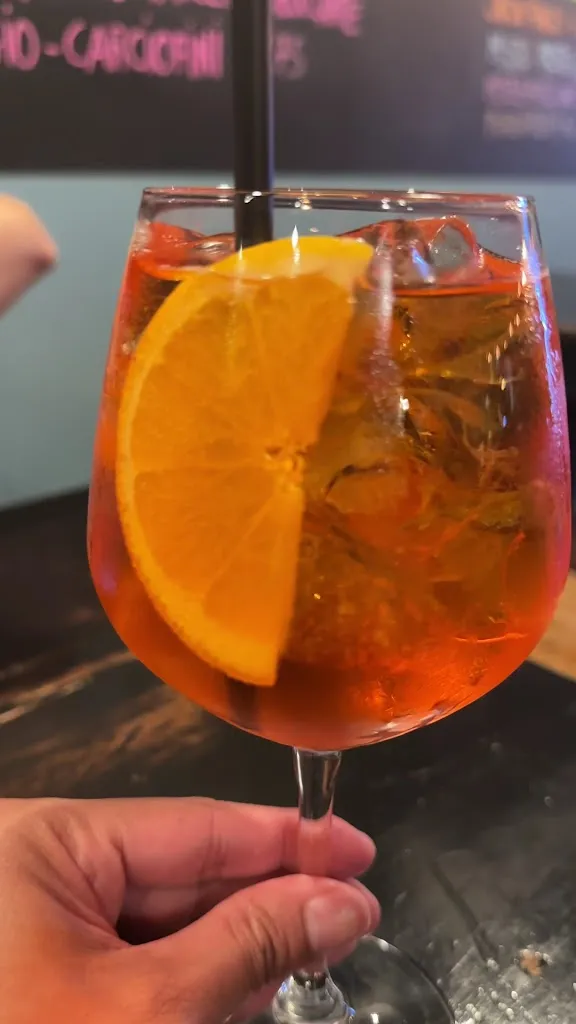 Fay Fay Chotsiripatch_VecchieMuraPubBudrio_Budrio_review