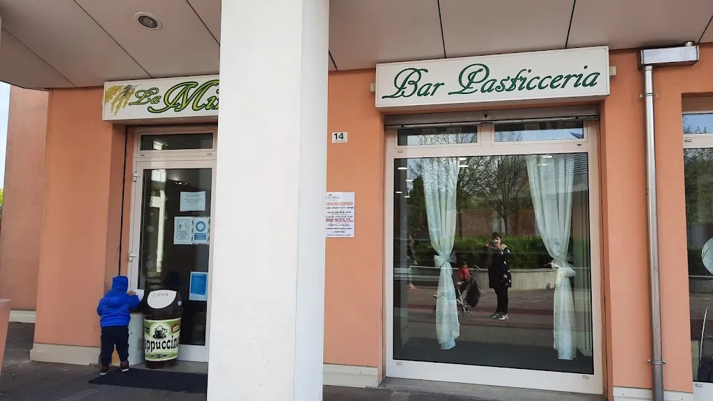 Alessandra “Ale007” 007_Bar Pasticceria La Mimosa_Budrio_recensione