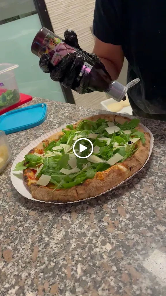 100% PIZZA 2_Budrio_slider_image_2