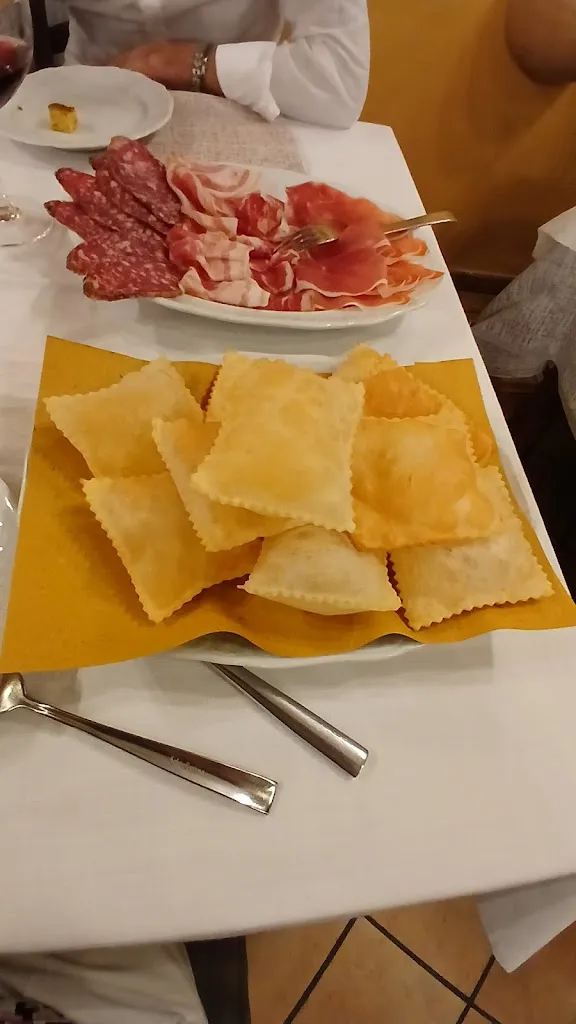 Mariagrazia Accappa_Ristorante Il Favo_Cadelbosco di Sotto_review