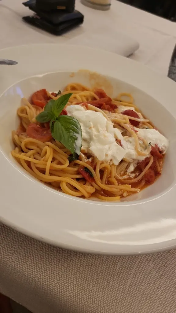 Andreas Meidl_La Perla ristorante pizzeria_Cadelbosco di Sotto_recensione