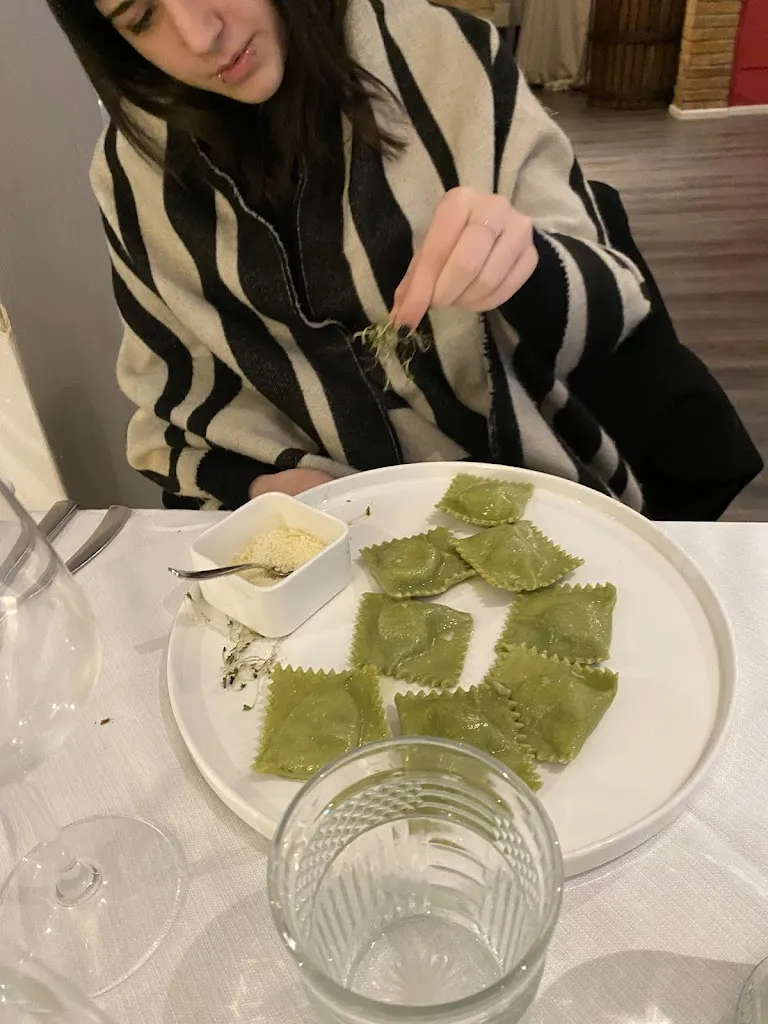 Bruno Spigardi_Villa Seta_Cadelbosco di Sotto_review