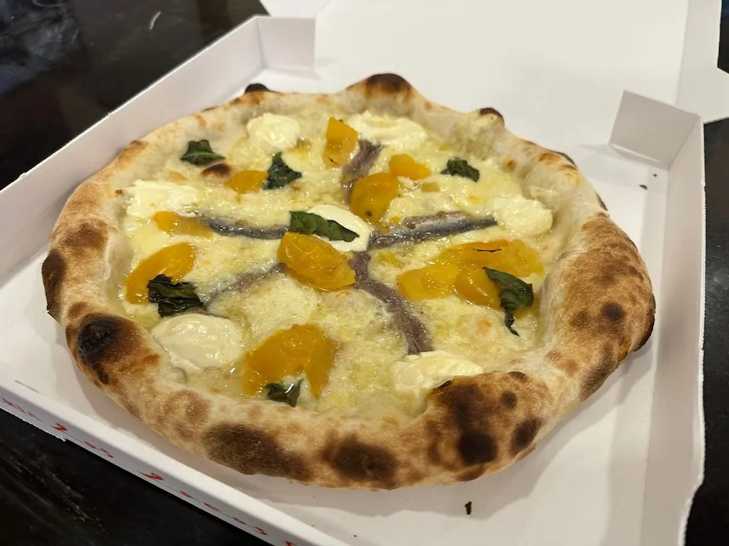 Pasquale Mozzillo_Pizzeria los locos_Cadelbosco di Sotto_review