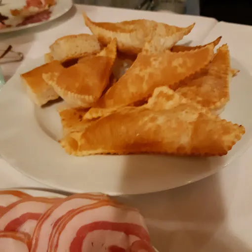 Azienda Agricola Il Contadino di Punghellini_Cadelbosco di Sopra_slider_image_3