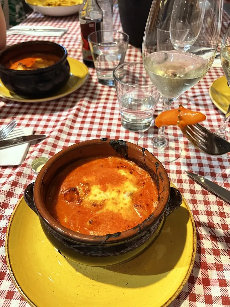 Nia Foster_A Sud_Calerno_review