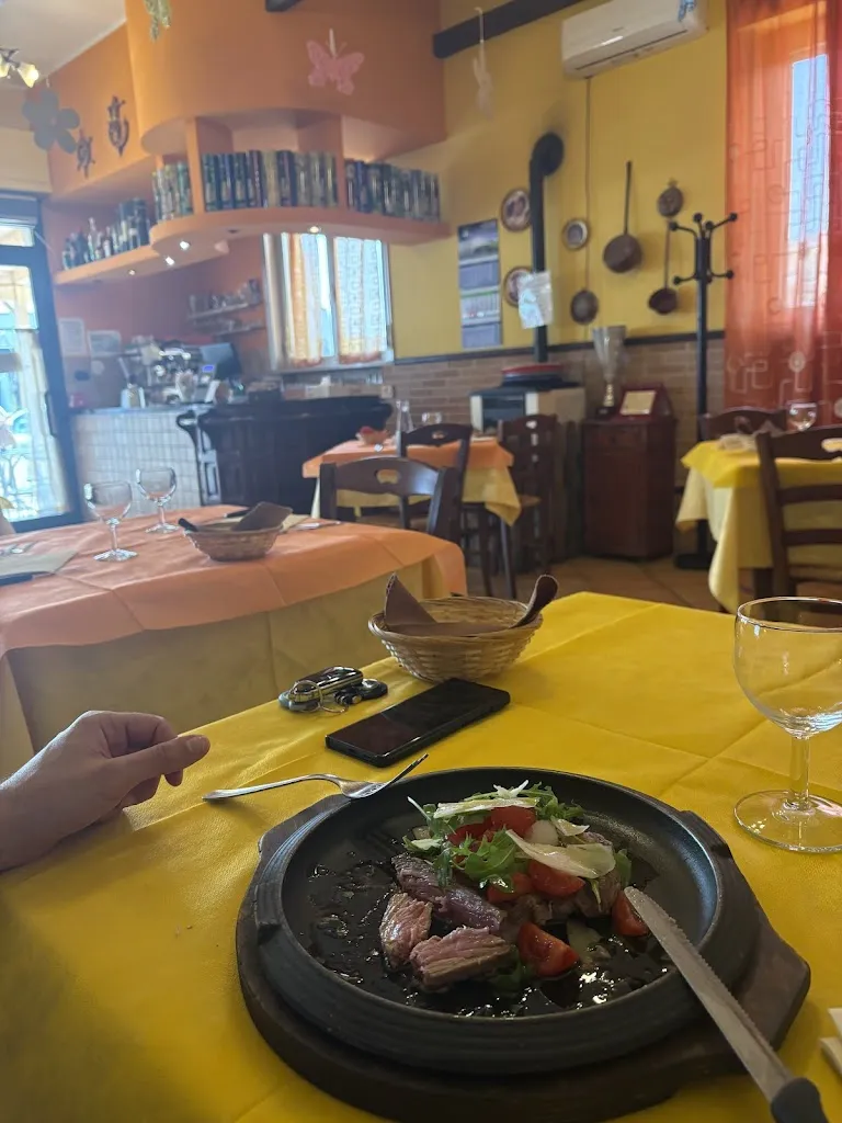 giovanni sesta_Ristorante Mare E Monti di Monticelli Daniela_Pagliare_review