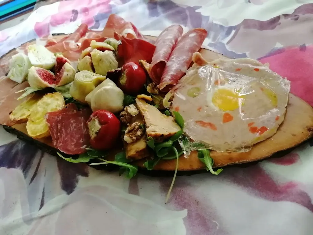 Ristorante Mare E Monti di Monticelli Daniela_Pagliare_slider_image_3