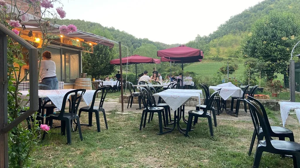 Trattoria Rivabella Al Parco Verde restaurant in Calderino