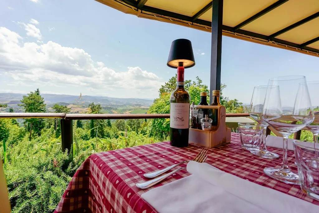 Agriturismo Guardastelle restaurant in Calderino