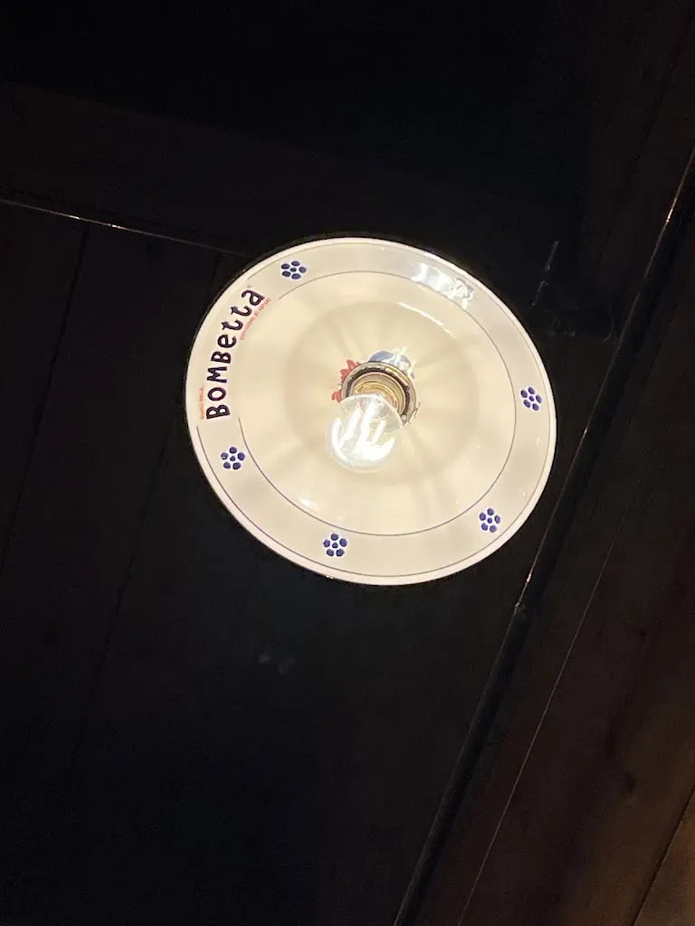 Christian Jay_Quelli della Bombetta_Calderara di Reno_review