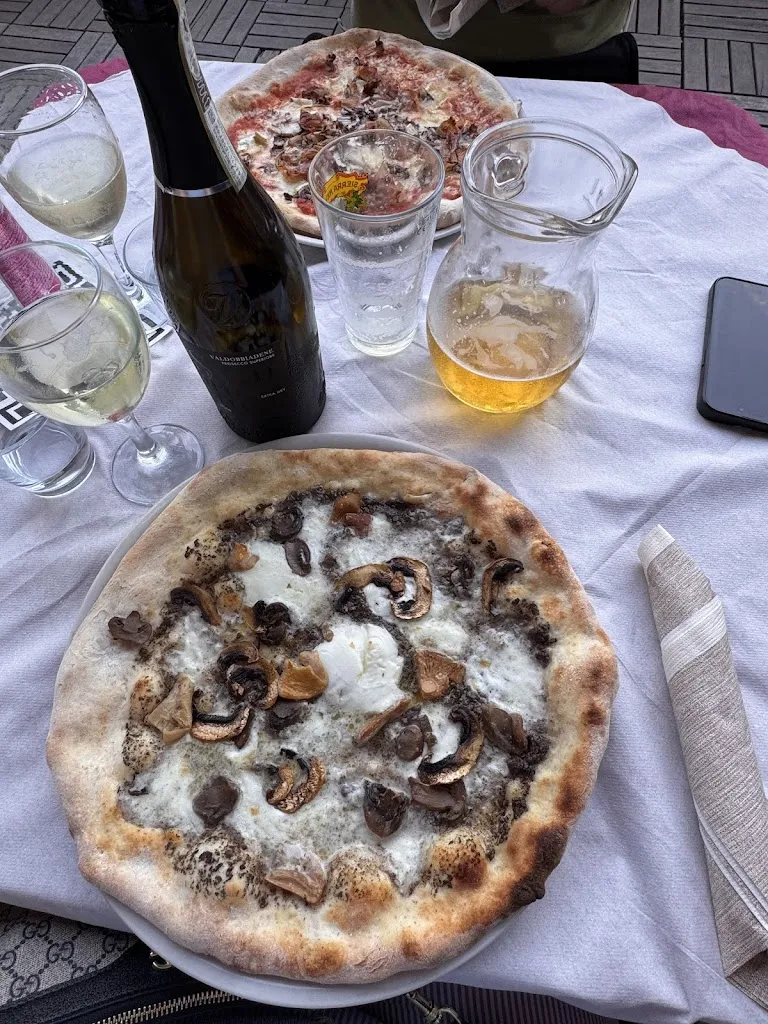 Wilma Westerberg_Pizzeria Millennium_Calderara di Reno_review