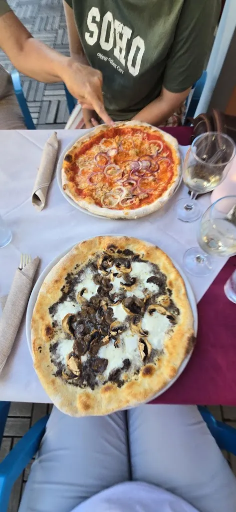 Jeanna Stansbury_Pizzeria Millennium_Calderara di Reno_review