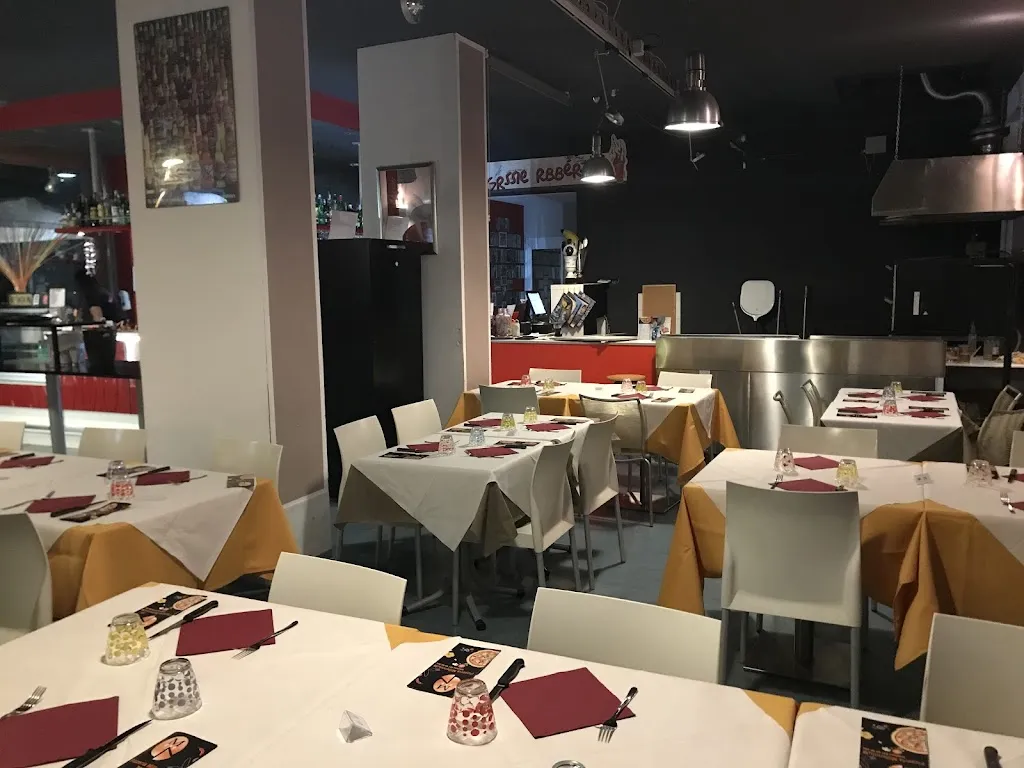 Pizzeria Millennium restaurant in Calderara di Reno