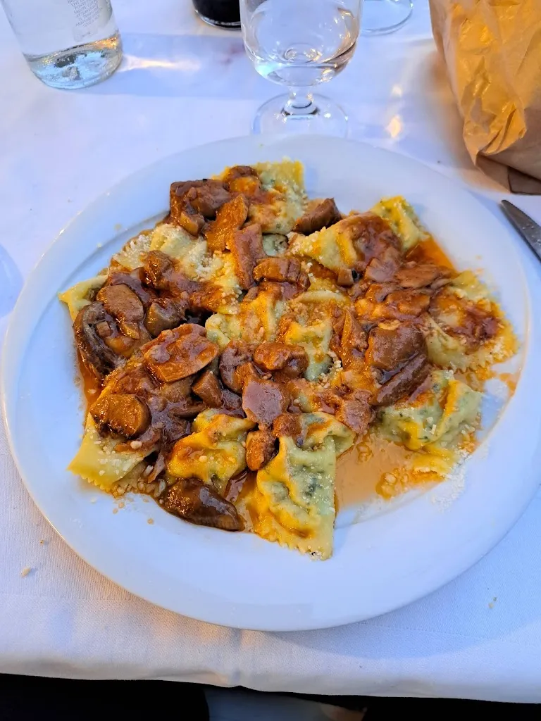 Blue River_Calestano_slider_image_3