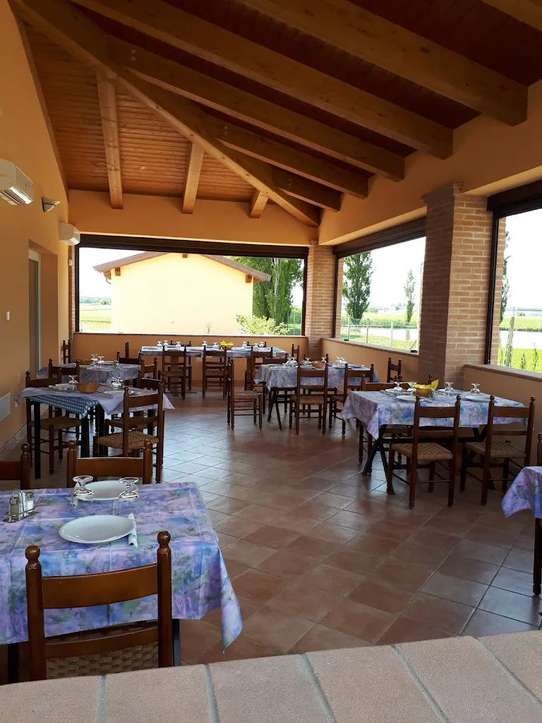 I Quatar Canton restaurant in Camposanto