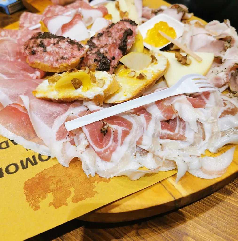 Menu_I Porci Comodi_Camposanto_image_5