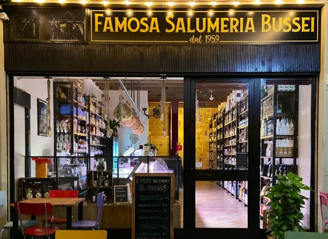 Famosa Salumeria Bussei restaurant in Campagnola Emilia