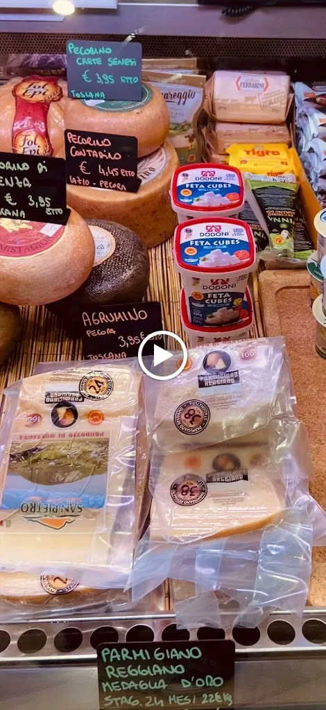 Famosa Salumeria Bussei_Campagnola Emilia_slider_image_2