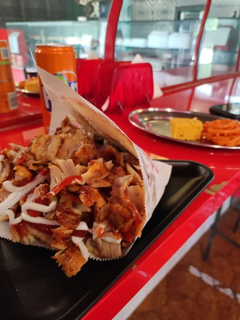 Tasty Kebab And Sweets_Campagnola Emilia_slider_image_1