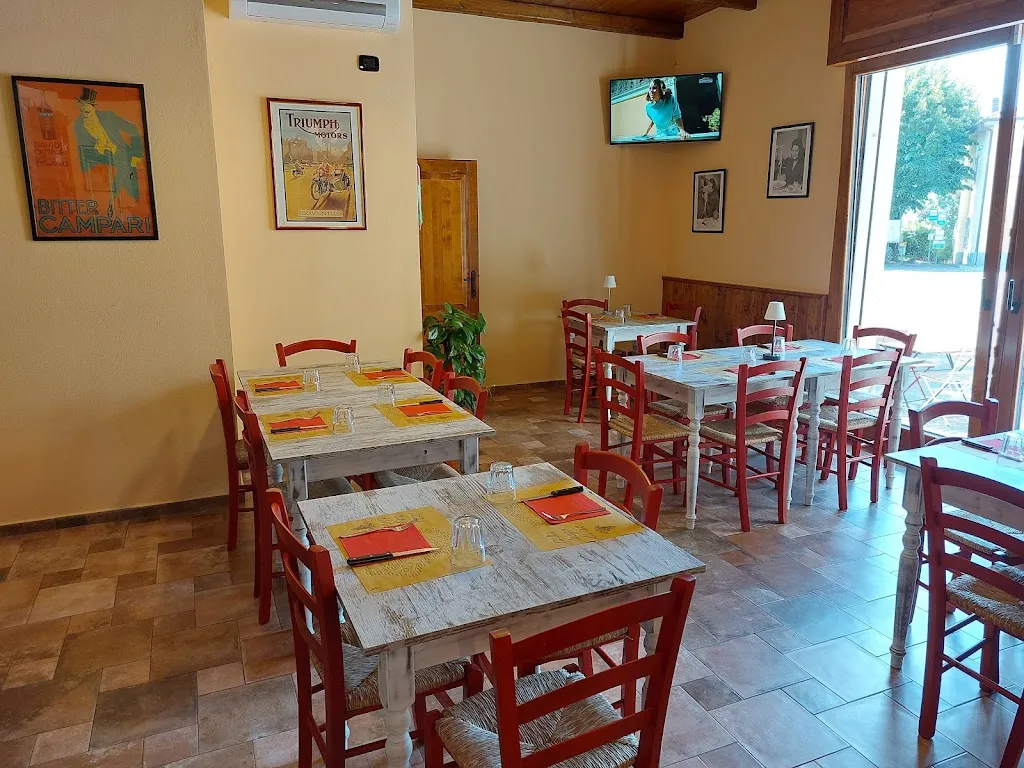 Taverna Va Mo Là restaurant in Camugnano