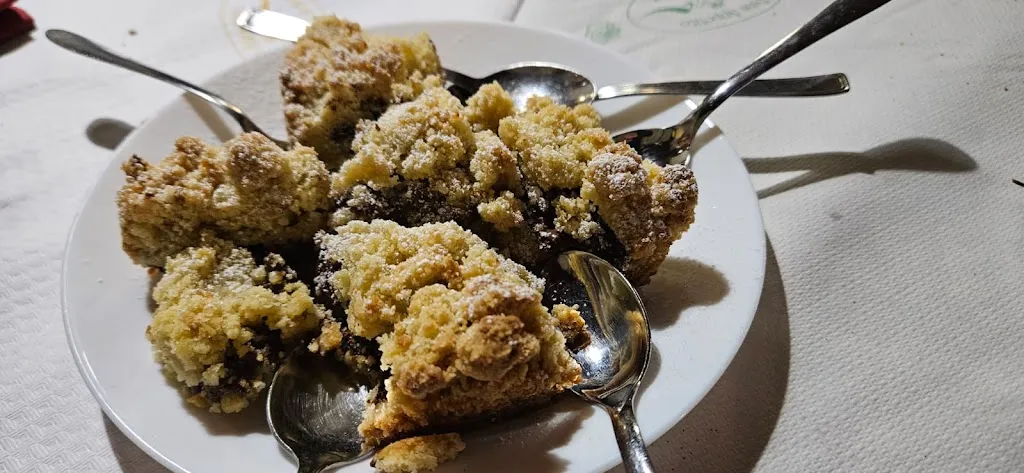 Maria Lo Vecchio_Trattoria Pizzeria da Angela_Paglieta_review