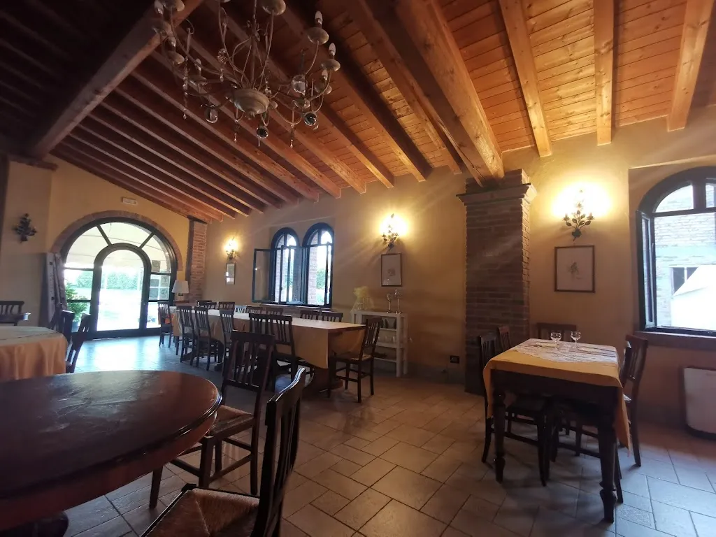 Trattoria Tonoli restaurant in Caorso