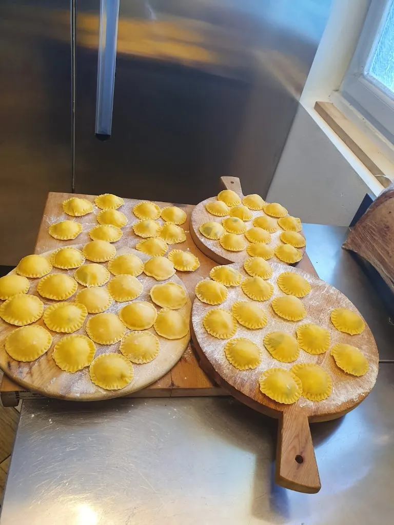 Ristorante Osteria degli artisti da pierrot_Campogalliano_slider_image_2