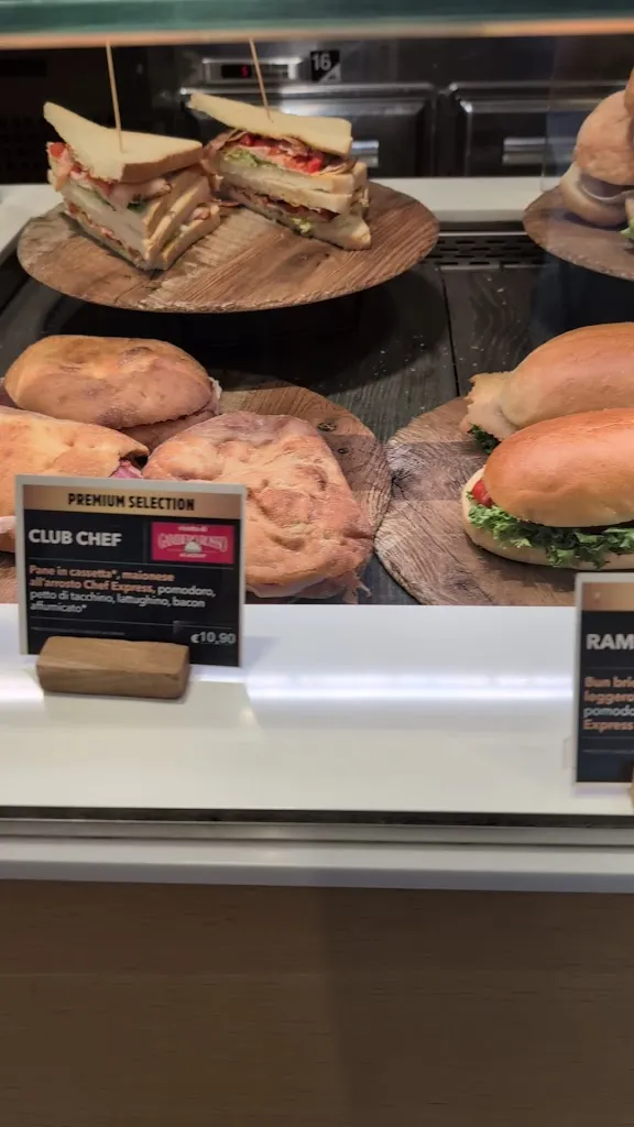 Francesco Bianchi_Chef Express - Campogalliano Ovest 32_Campogalliano_review