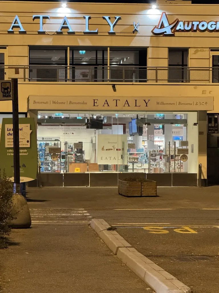 Eataly x Autogrill Secchia Ovest_Campogalliano_slider_image_3