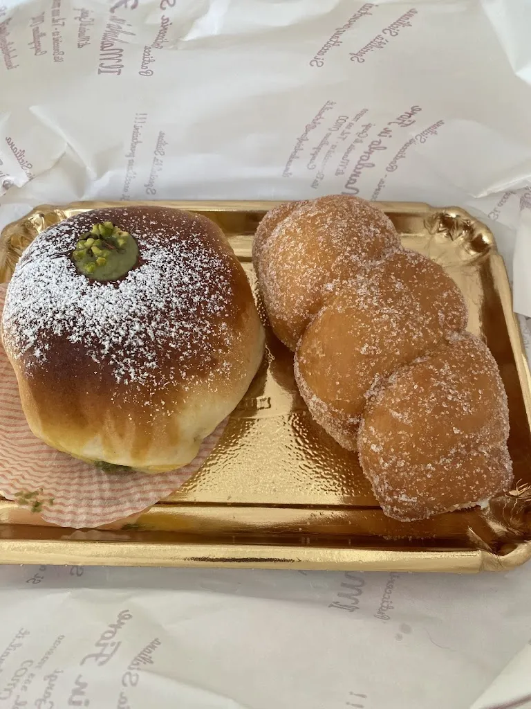 Luna K_Il Mandorlo In Fiore_Campogalliano_review