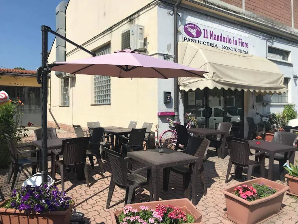 Il Mandorlo In Fiore restaurant in Campogalliano