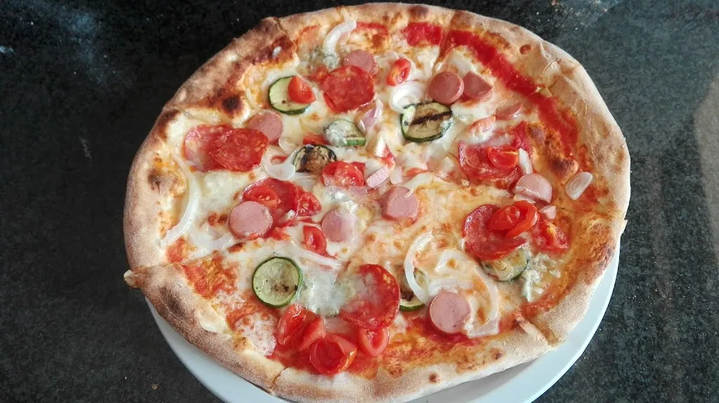 Punto Pizza Di Bonadio Maria Teresa_Carpaneto Piacentino_slider_image_3