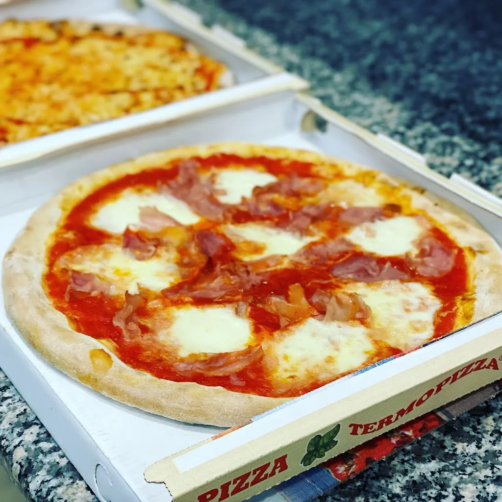 Menu_BLACK ISTANBUL Kebap Pizzer_Carpaneto Piacentino_image_9