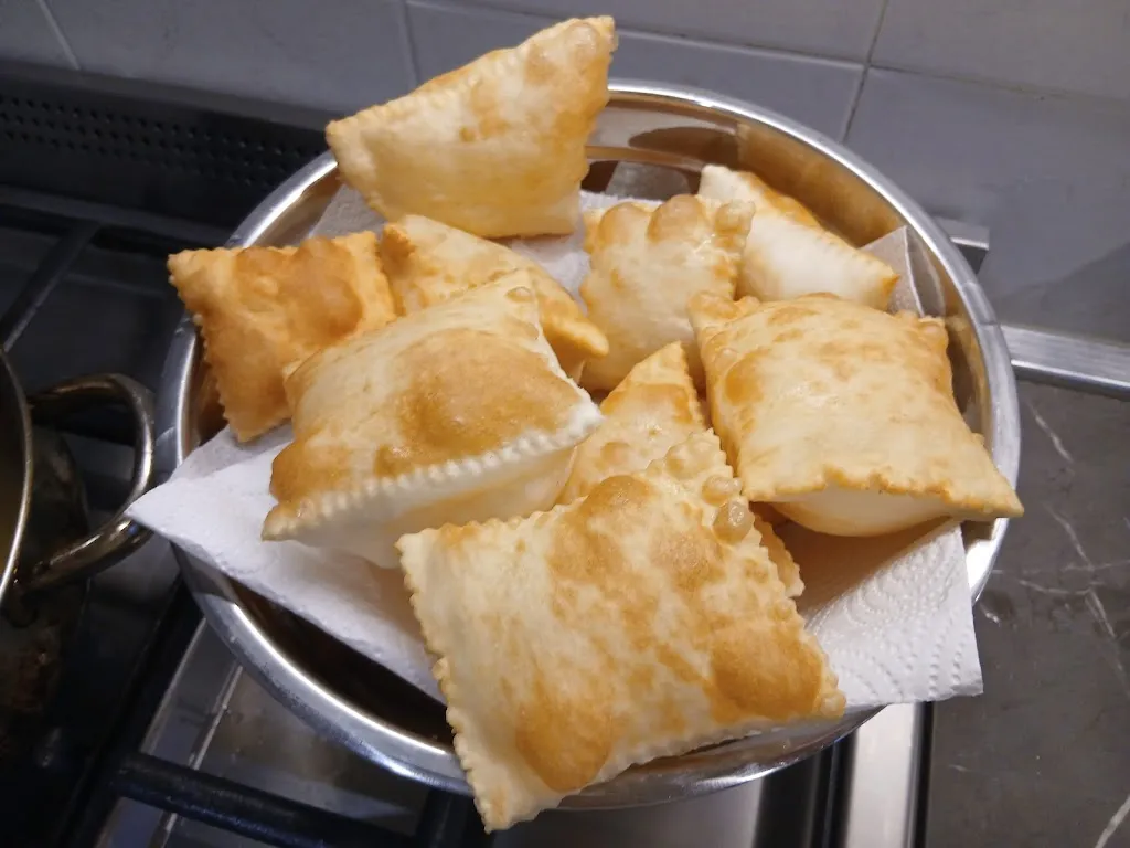 Home Restaurant Nonna Betty Carpineti_Carpineti_slider_image_3