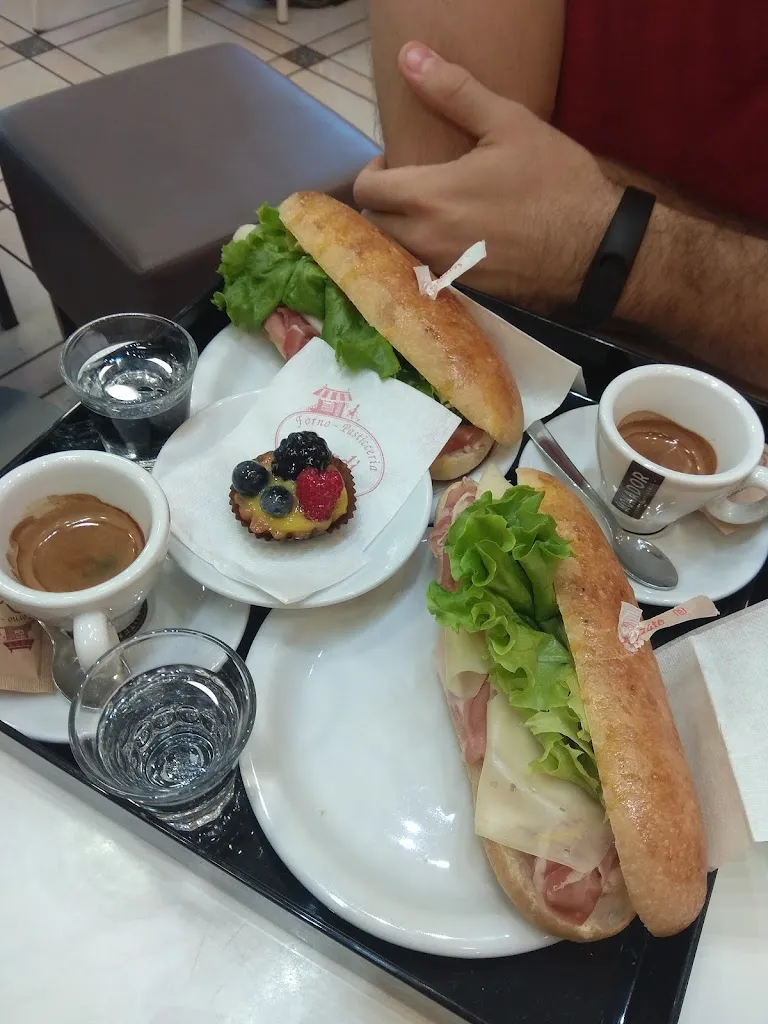 Irena Bártíková_Forno Pasticceria Dondi_Casalfiumanese_review