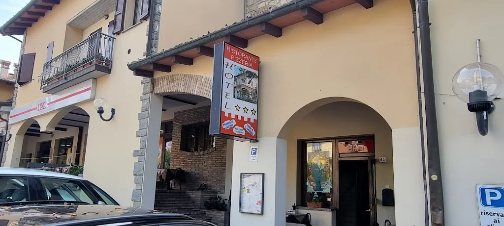 Albergo Ristorante Merlino restaurant in Castel d'Aiano