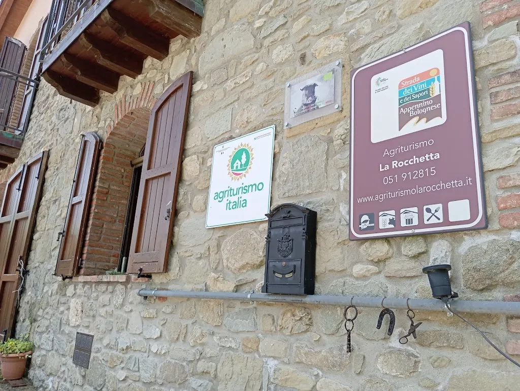 Cristian Cuppi_Farmhouse La Rocchetta_Castel d'Aiano_review